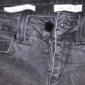 Urban Outfitters Jeans - Silence & Noise High Rise Skinny Twig Jeans Urban Outfitters Jeans - Silence & Noise High Rise Skinny Twig Jeans
